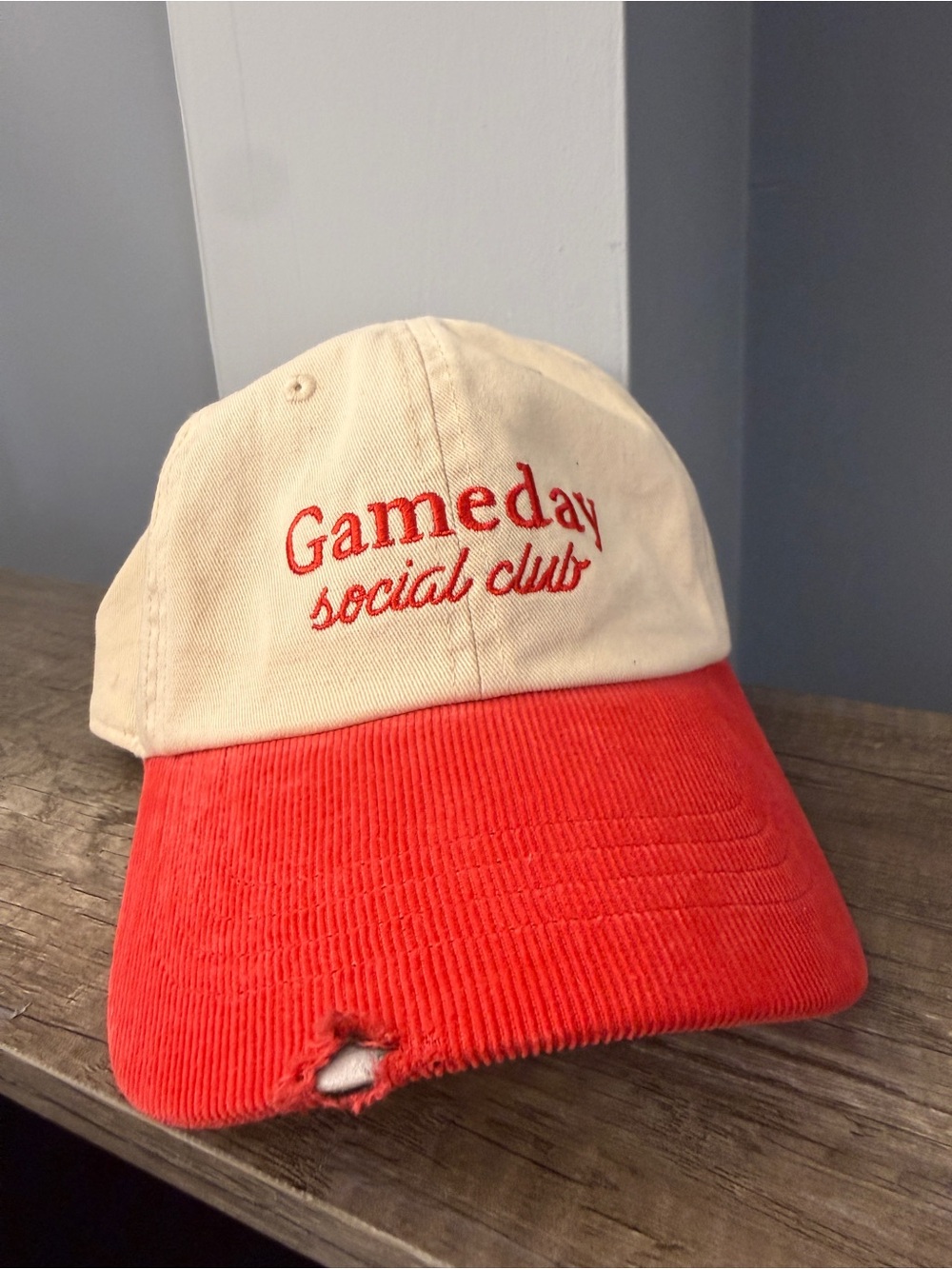 Universal Thread Two-Tone Baseball Cap - Cream & Red